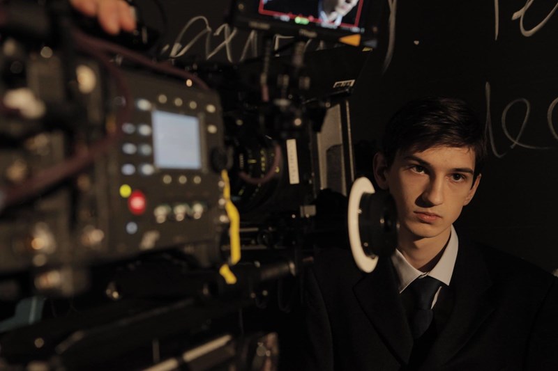 bilete Tipografic Majuscul - proiecție de film