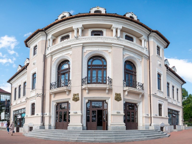 bilete SOARE, AMOR ȘI ÎNTUNERIC